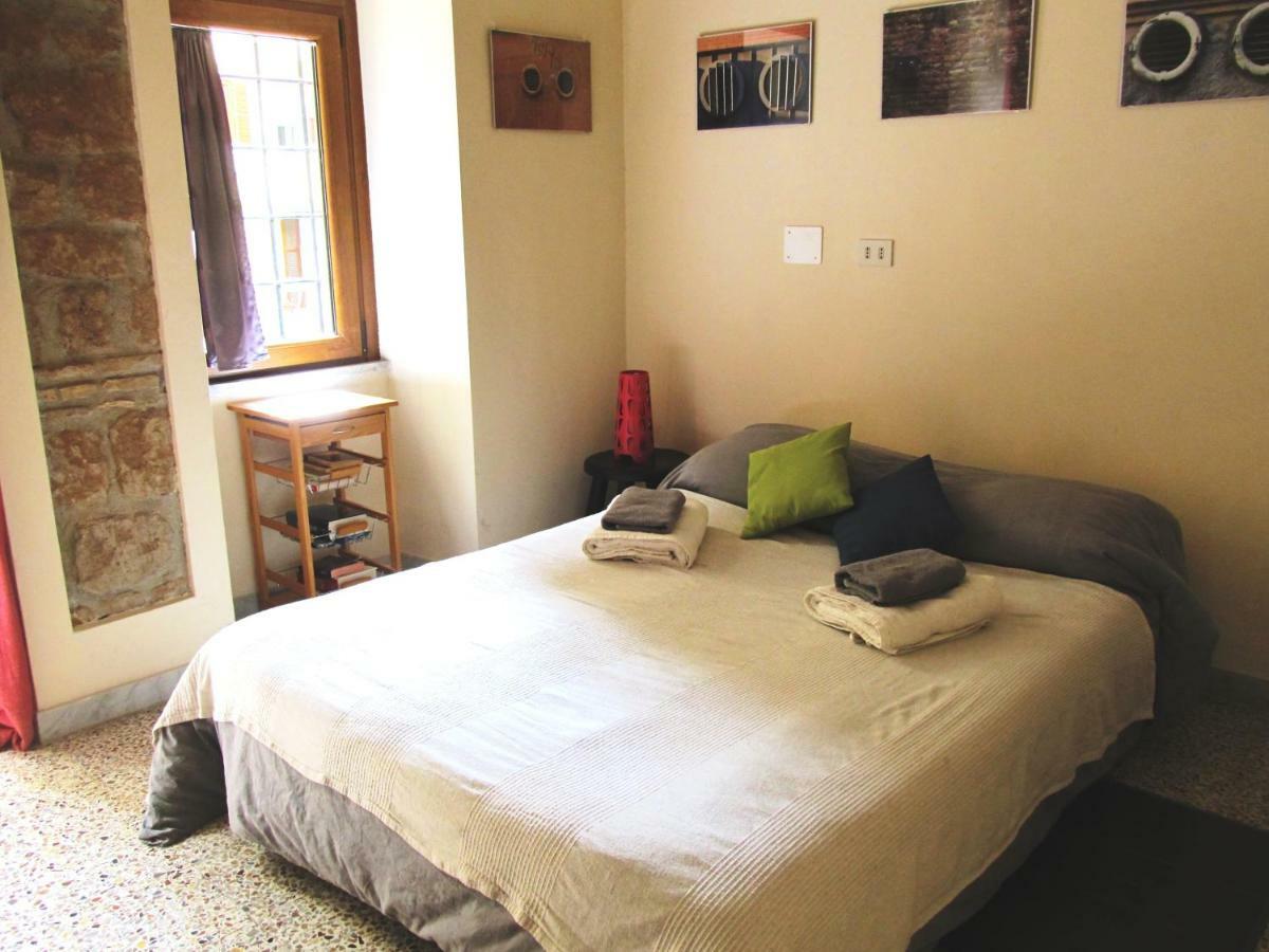 Via Capo D'africa 19 Appartamento